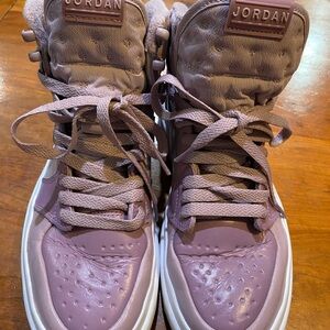 Jordan Athletic Shoes in Lavender and White